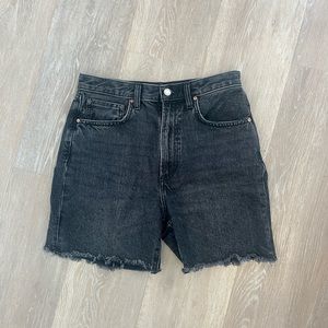 Denim forum ex boyfriend mid thigh shorts
